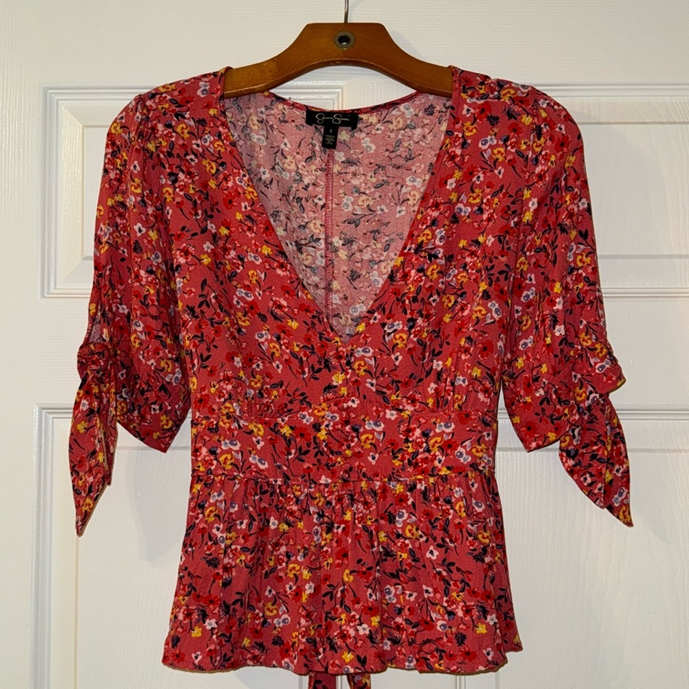 Jessica Simpson top